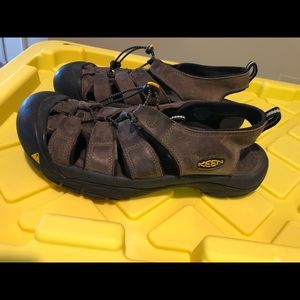 KEEN NEWPORT Waterproof Leather Sandals Size 10.5